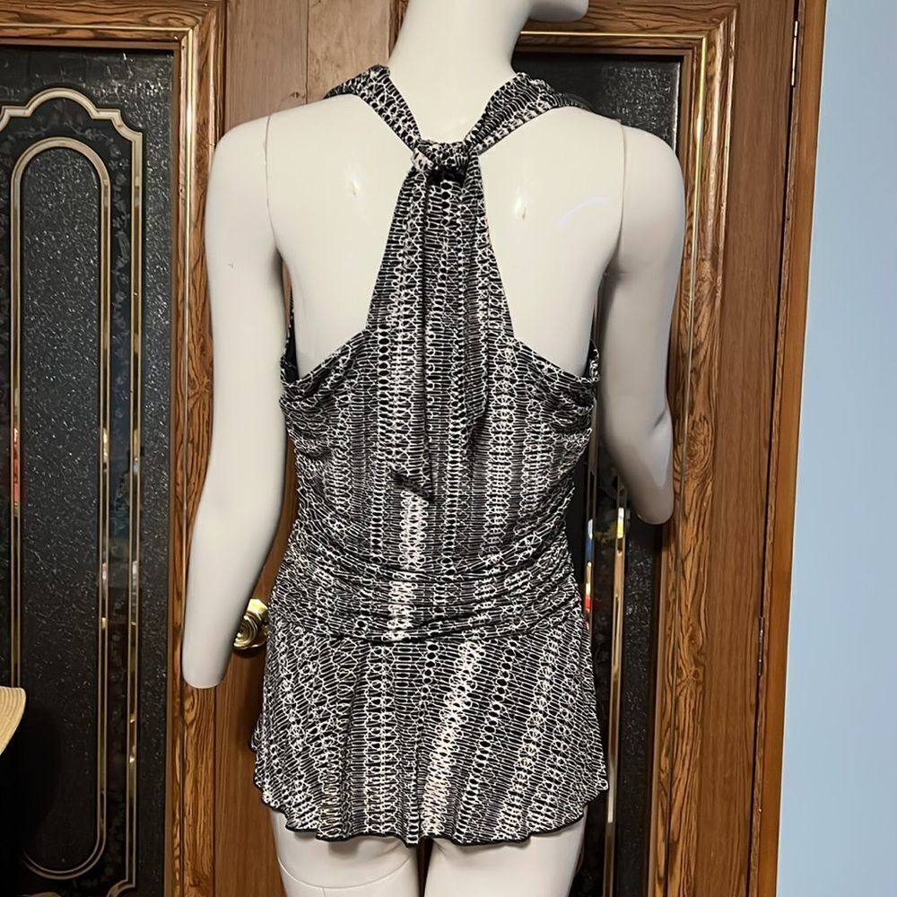 Studio Y Halter Top - Picture 4 of 6